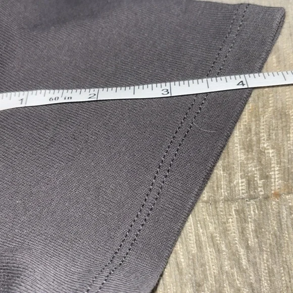 Ramones Performance Studio- Divided T Shirt , Medium, EUC Excellent condition - Picture 7 of 7